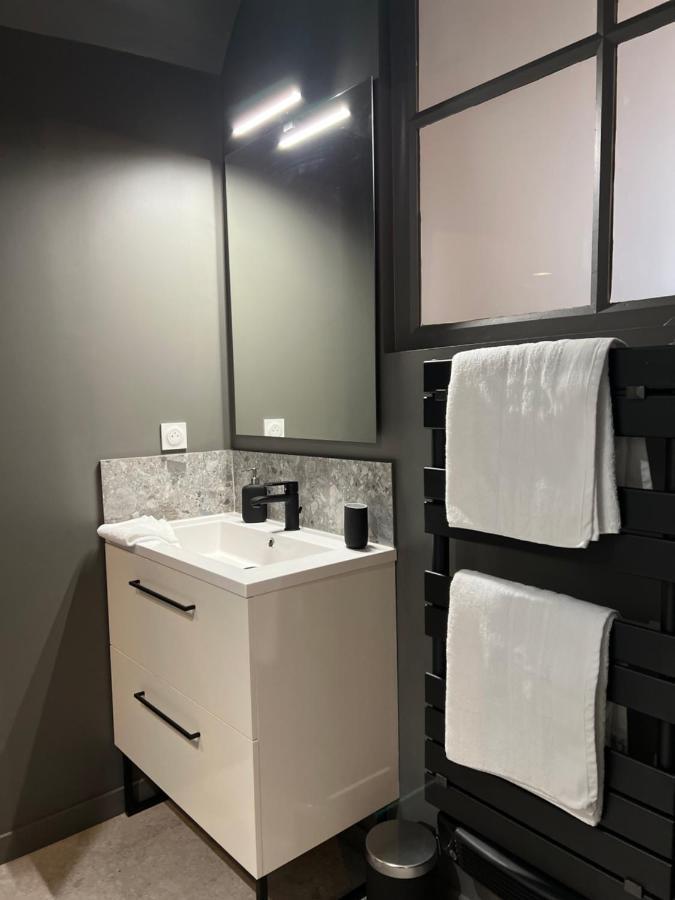 35 M2 Particulier Xvii Ieme Centre Historique Clermont-ferrand-lucas Ii Appartement *